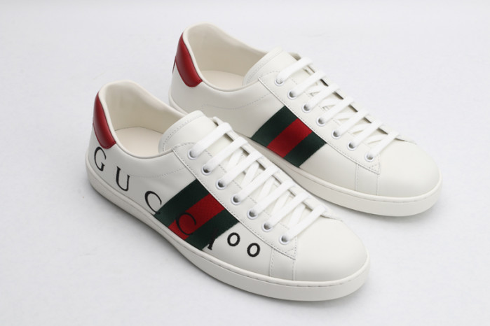 GC LOW-TOP SNEAKER