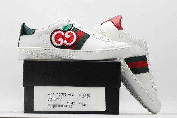GC LOW-TOP SNEAKER