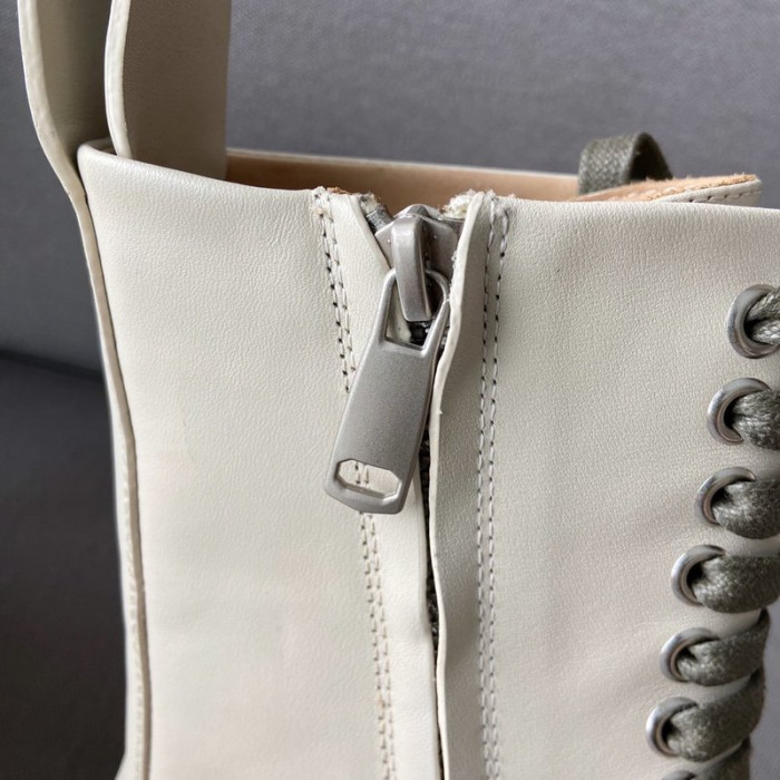 Bo*te*ga ve*ne*ta sneaker