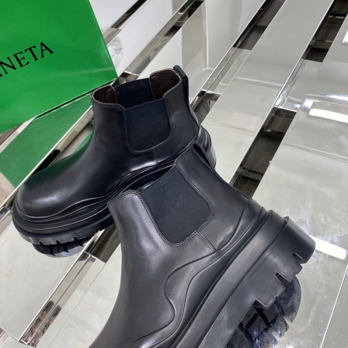 Bo*te*ga ve*ne*ta sneaker