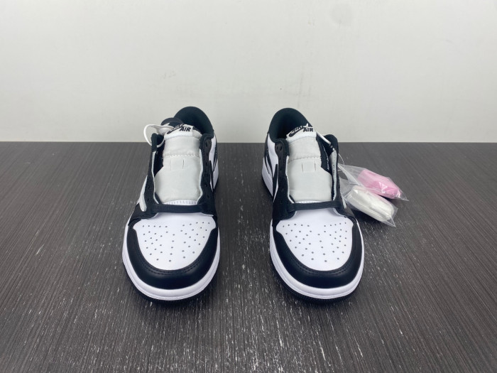 TRAVIS SCOTT X AIR JORDAN 1 LOW OG