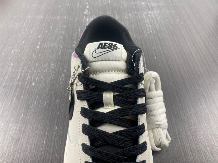 Nike SB Dunk Low INITIAL D/Toyota AE86 AE1391-086