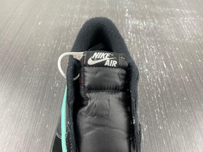 Travis Scott x Air Jordan 1 Low TSAJI-2