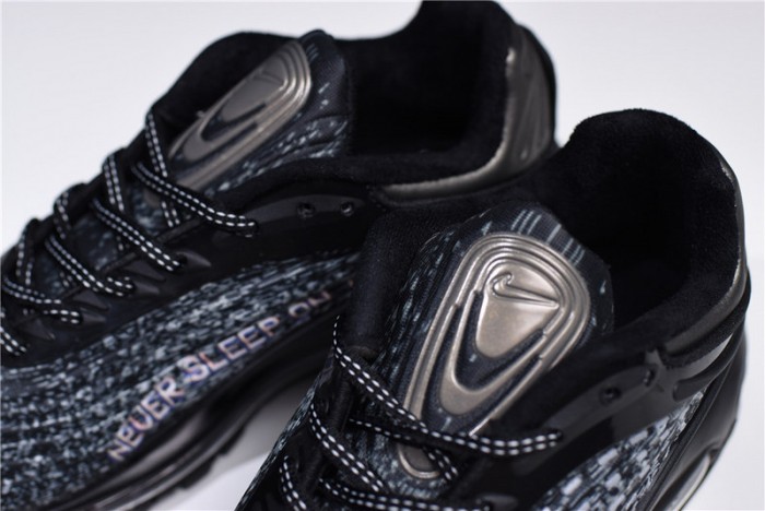 Skepta x Nike Air Max Deluxe AQ9945-001