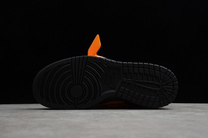 OW x Nike Air Rubber Dunk “University Gold” CU6015-700