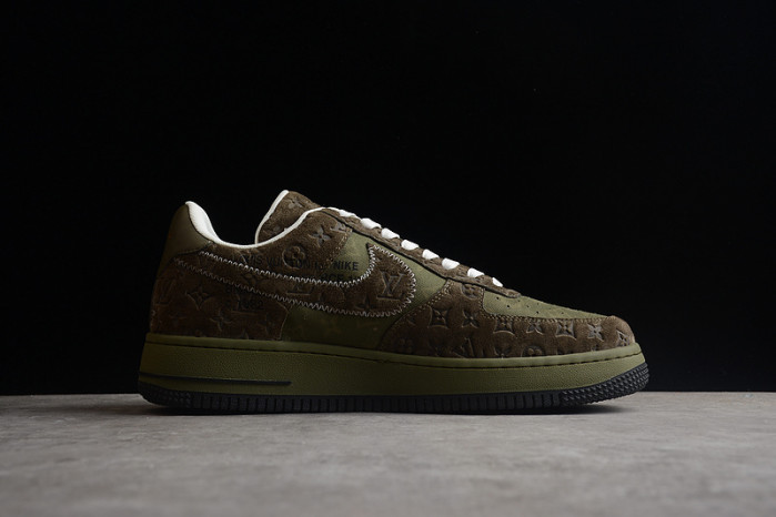 LV X NIKE AIR FORCE SNEAKER LD0251