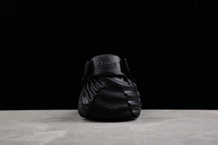 Cr*0*s pollex clog by salehe bembury black