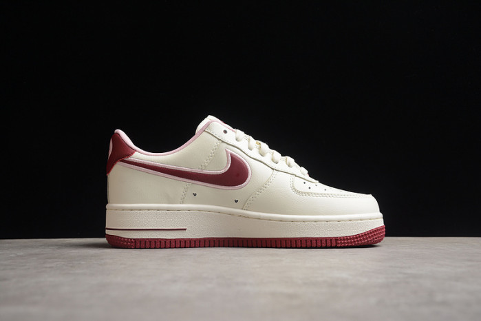 Nike WMNS AIR FORCE 1 LOW 