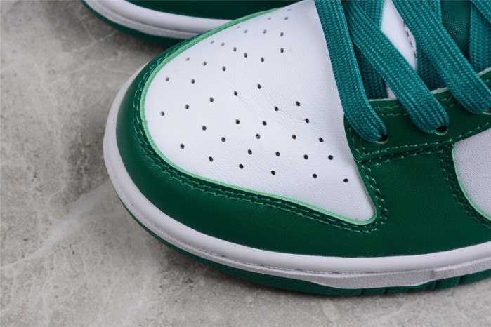 NIKE SB DUNK LOW “GREEN PAISLEY ” DH4401-102