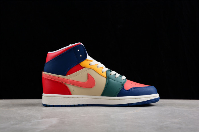 Air Jordan 1 Mid "University Blue" DN3738-400