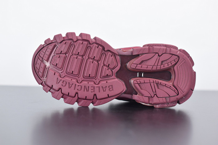 BC TRAINERS TRACK 2.0 542023 W2LA1 5504