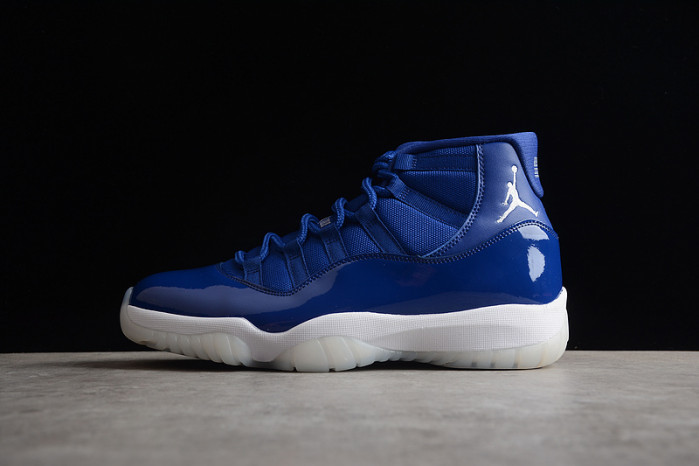 AIR JORDAN 11 RETRO "Midnight Navy White" AT7802-115