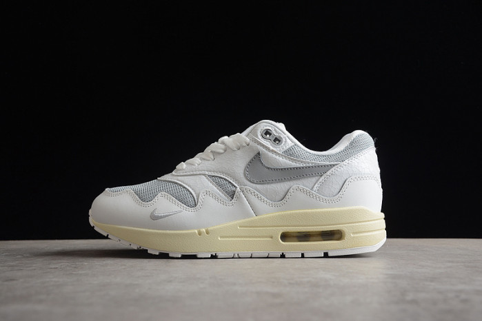 Patta x Air Max 1 ''White'' DQ0299-100