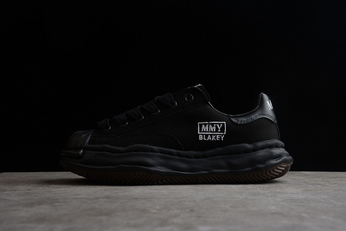 Ma*s*n mihara yasuhiro sneaker ao8fw735