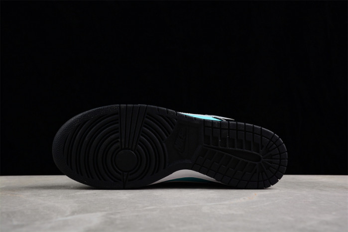 D1am0nd s*pply co. x nike dunk low pro sb 