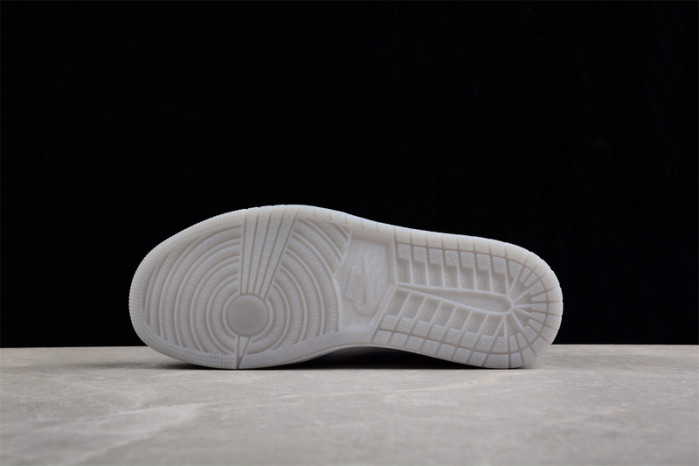 Air Jordan 1 Low “NEW EMERALD” DN3705-301