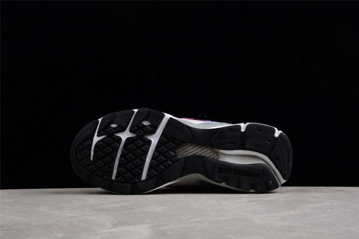 new Ba1an*e 770v3 made in england 