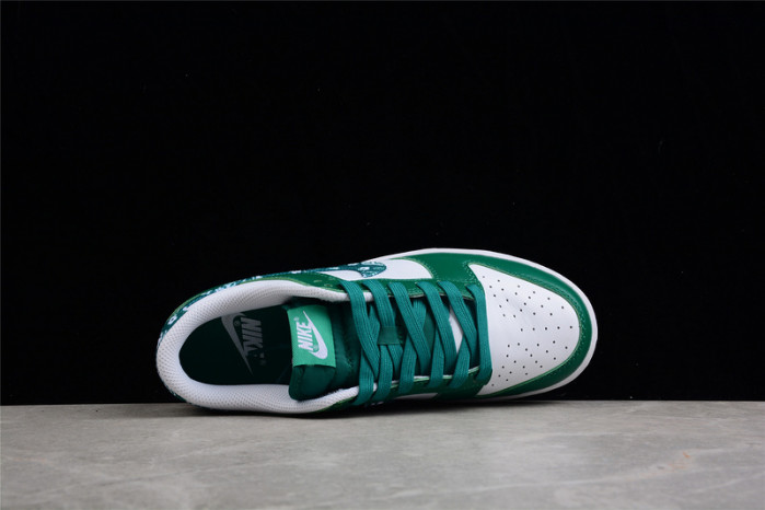 NIKE SB DUNK LOW “GREEN PAISLEY ” DH4401-102
