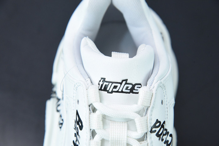 BL TRIPLE S TRAINERS