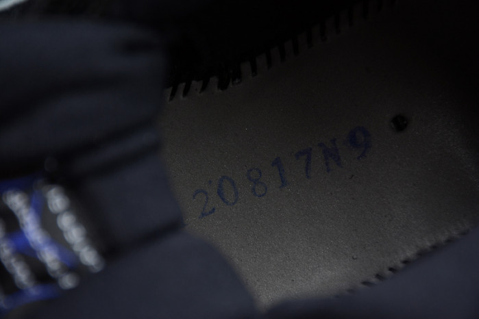 AIR JORDAN 11 RETRO "SPACE JAM 2016 RELEASE" mens 378037-003