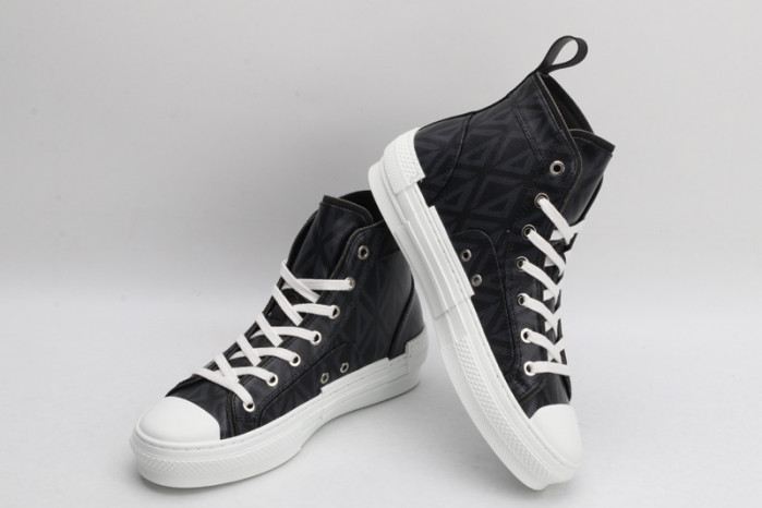 DR B23 OBLIQUE HIGH TOP SNEAKER