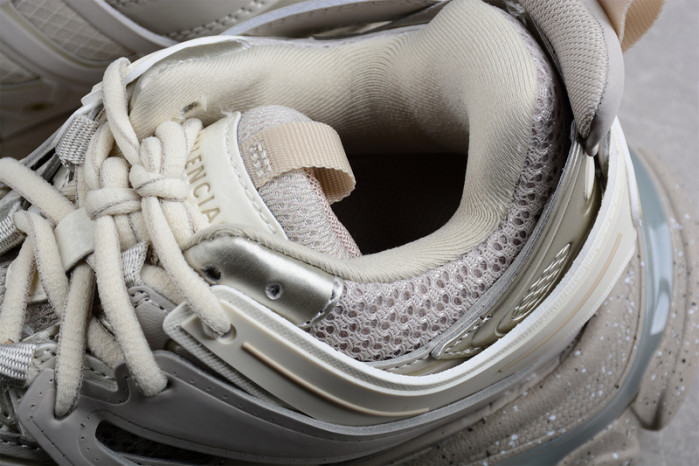 BL Track Sneaker T-1