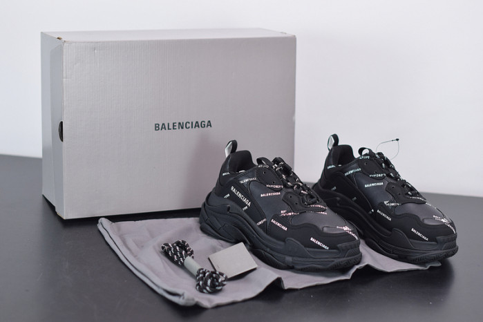 BL TRIPLE S TRAINERS