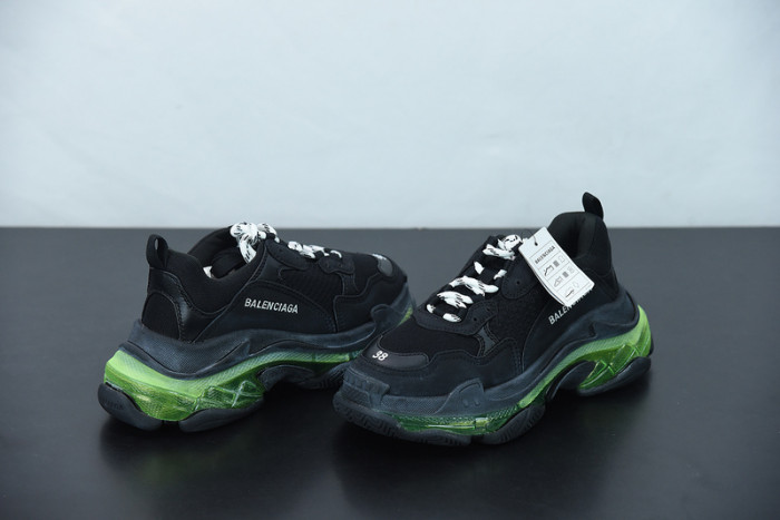 BL TRIPLE S TRAINERS