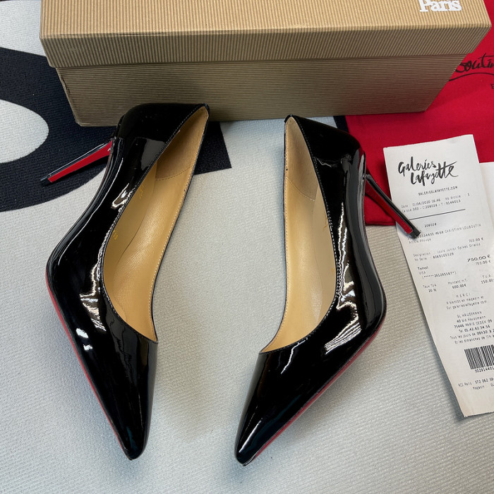 Ch**an louboutin heel