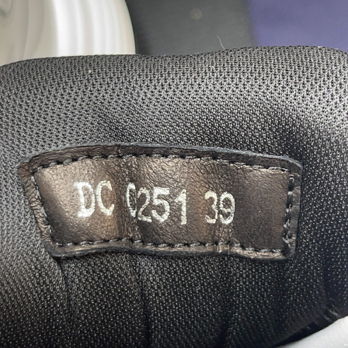 DR B30 TRAINER SNEAKER