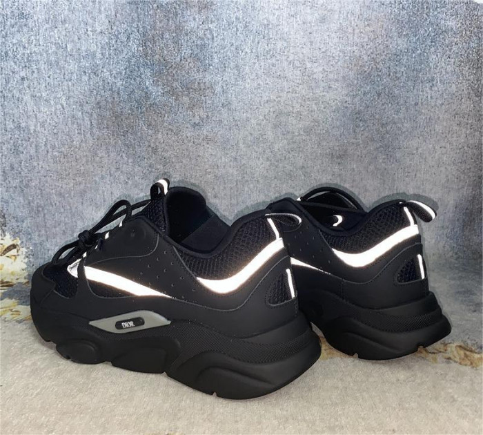 DR B22 TRAINER SNEAKER