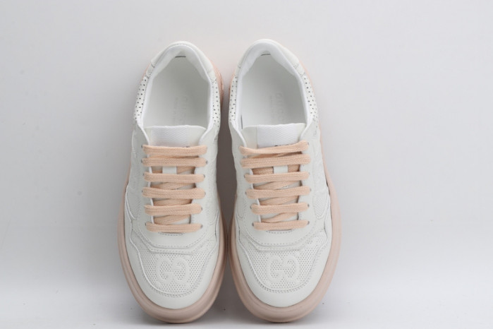 GC LOW-TOP SNEAKER
