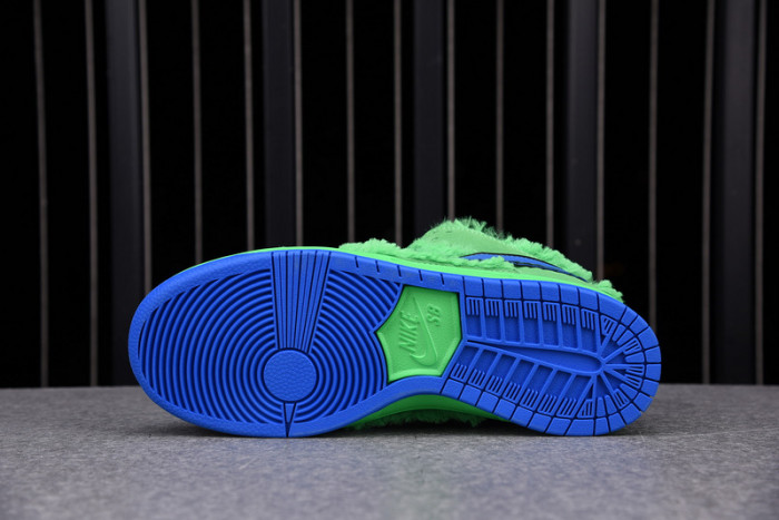 Nike SB Dunk Low "Grateful Dead - Green Bear" - CJ5378-300