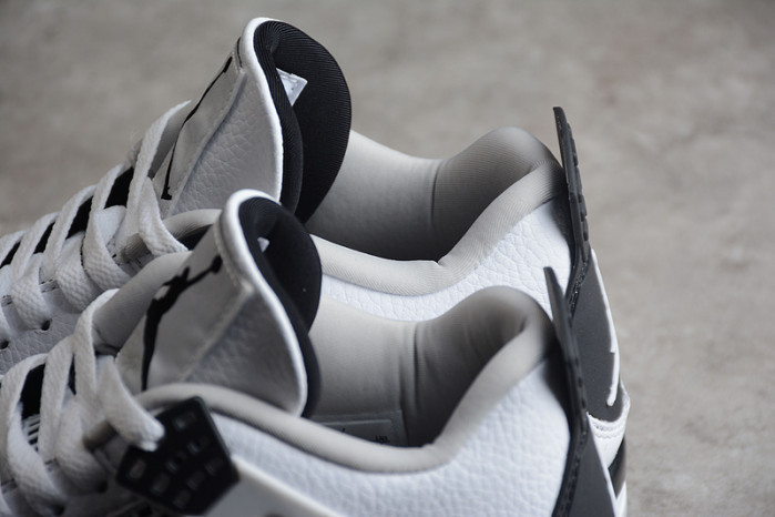 Air Jordan 4 "Military Black" DH6927-111