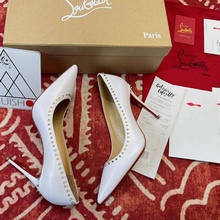 Ch**an louboutin heel