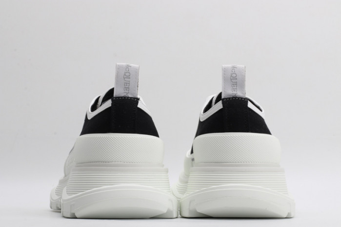 a1exa*der Mcqv*en canvas sneakers