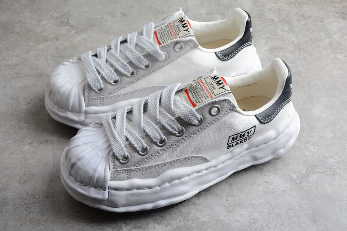 Ma*s*n mihara yasuhiro sneaker ao8fw731