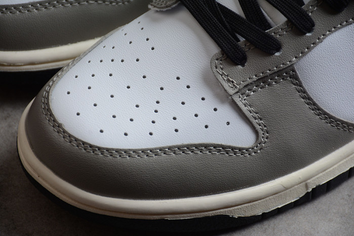 NIKE DUNK LOW “LIGHT SMOKE GREY” DD1503-117