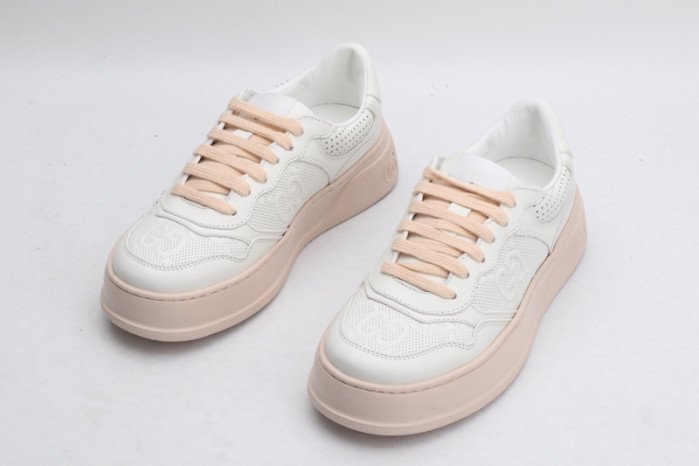 GC LOW-TOP SNEAKER