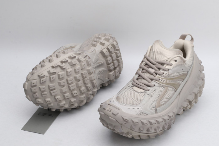 BC DEFENDER RUBBER PLATFORM SNEAKERS