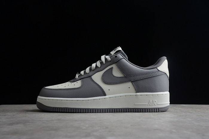 Nike Air Force 1 DY2351 100