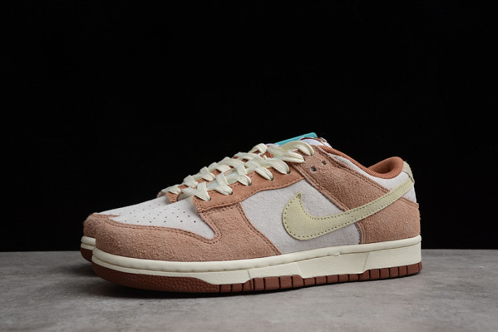 NIKE SB DUNK LOW PRM “MEDIUM CURRY” DD1390-100