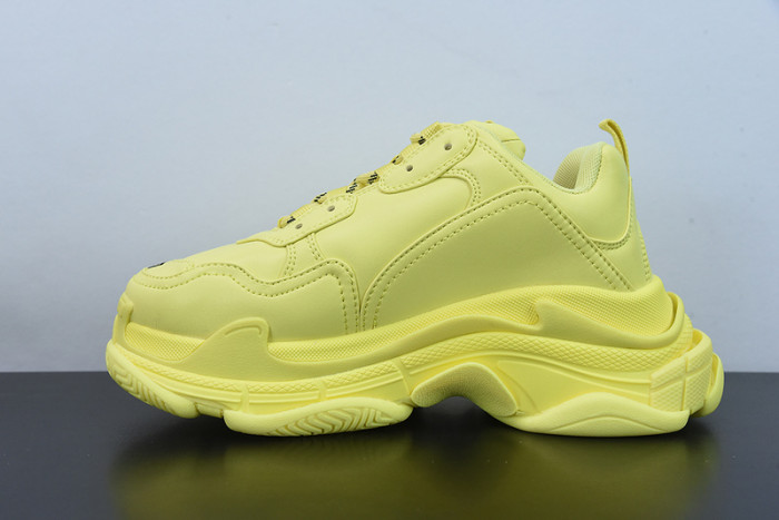 BL TRIPLE S TRAINERS