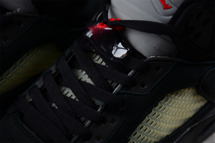 Air Jordan 5 Gore-Tex “Off Noir” DR0092-001