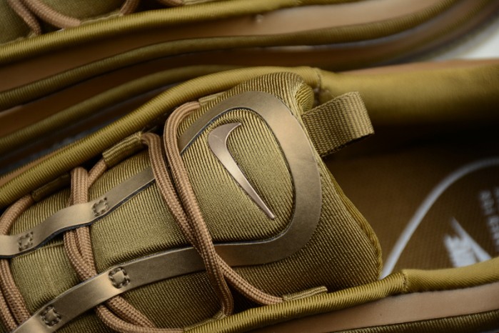 NIKE AIR MAX 97 ULTRA “METALLIC GOLD” 917704-901