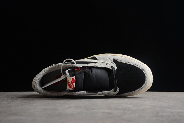 Air Jordan 1 Low Fragment x Travis Scott DM7866-010