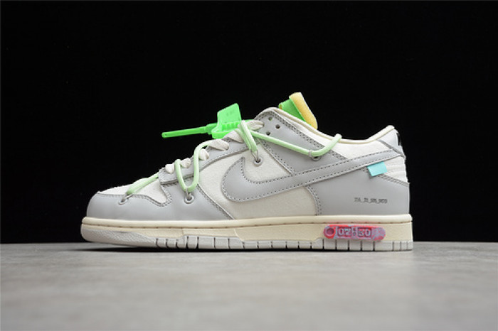 NIKE OW x Nike Dunk Low "THE" DM1602- 108