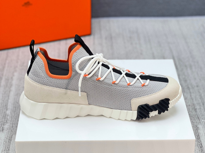 H**me5 sneaker hms014