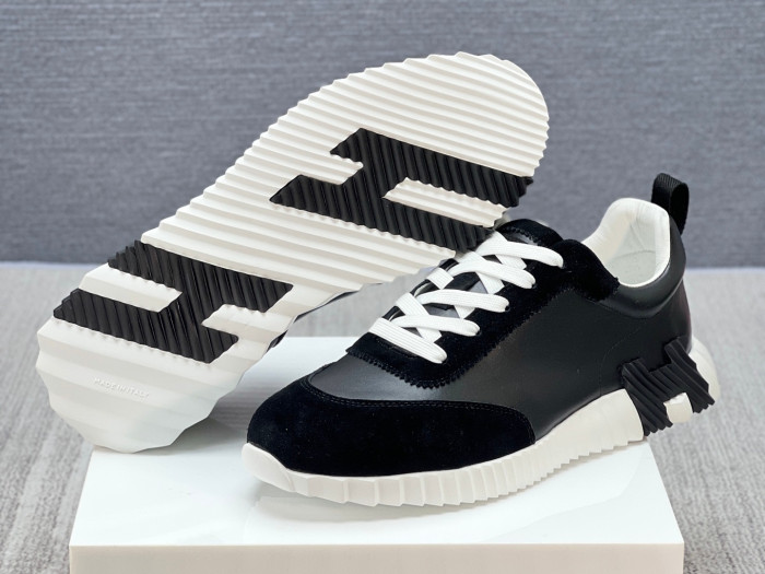 H**me5 sneaker hms009