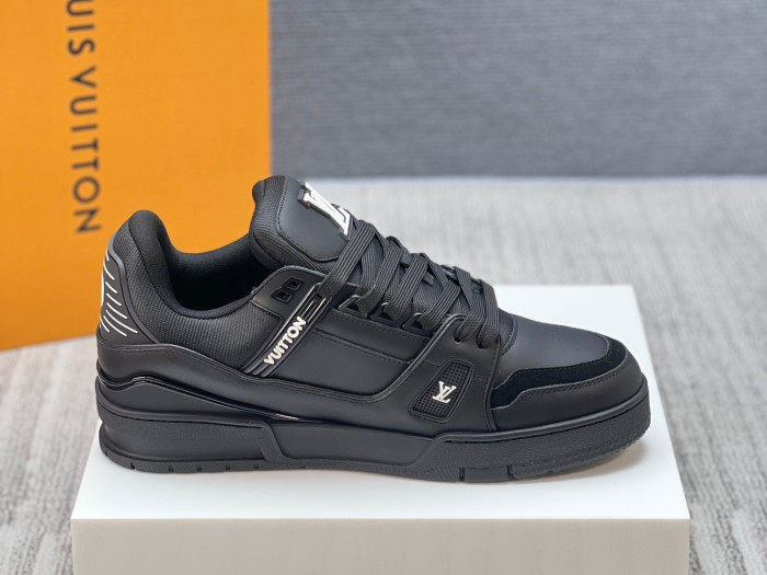 l0vis Vvtt0n lv trainer l&v-262